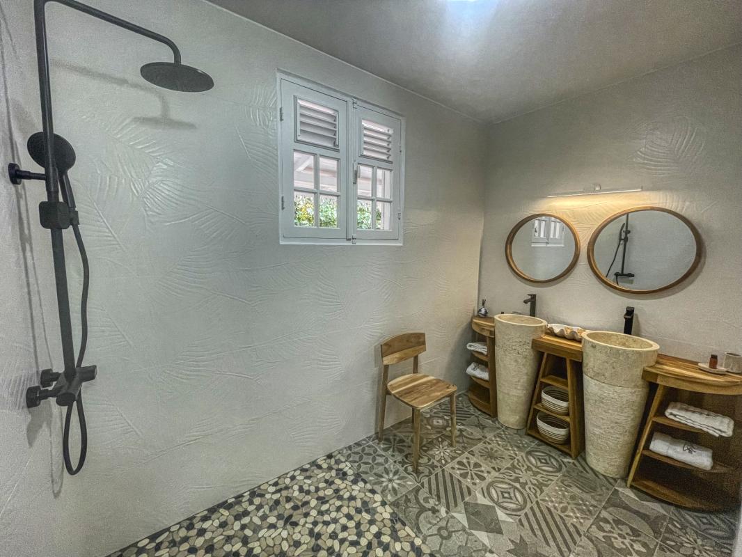 34.Location villa piscine vue mer Bouillante Guadeloupe_Chambre 3